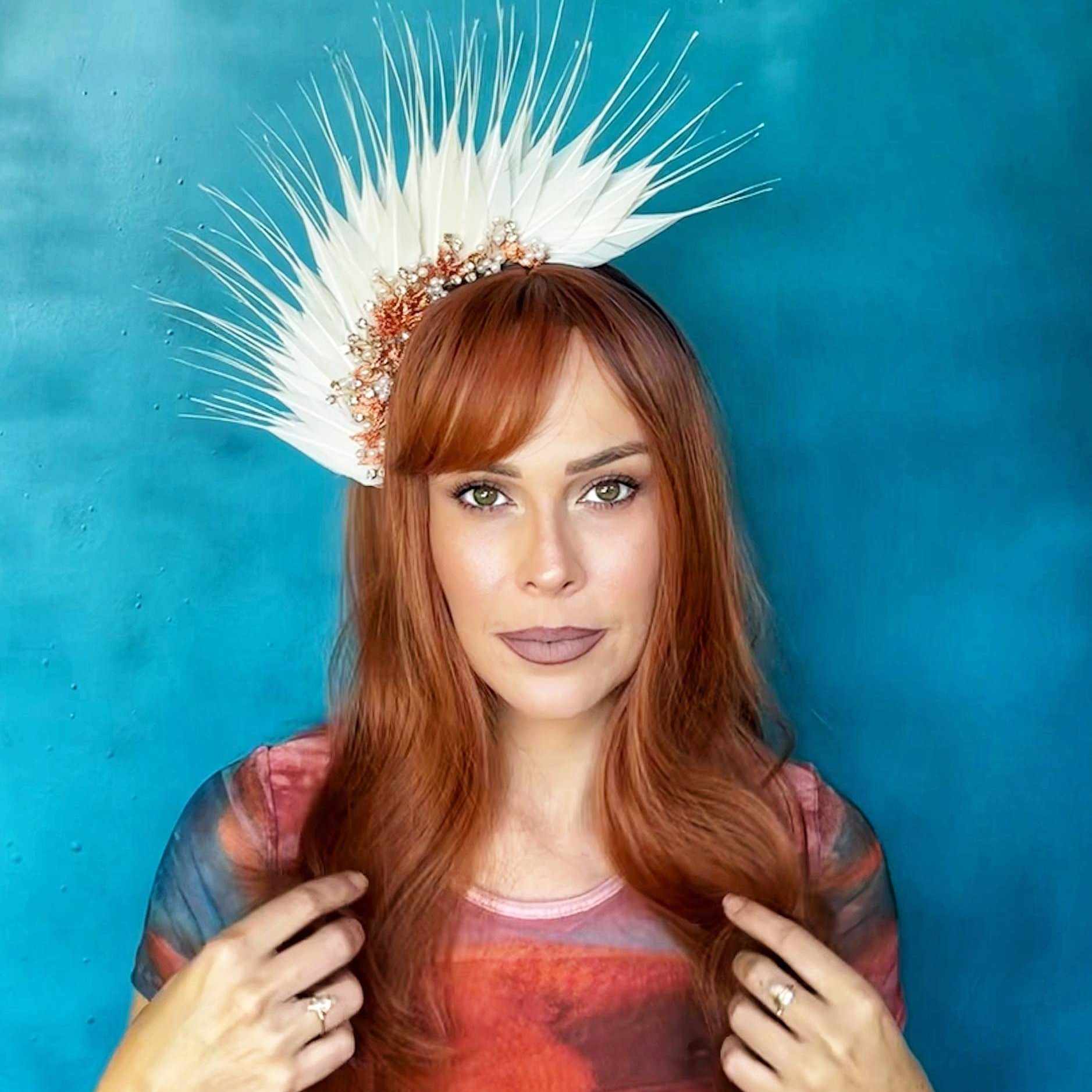 feather-fascinator-divalicious-lakita-bijoux-ivory-photo-shoot