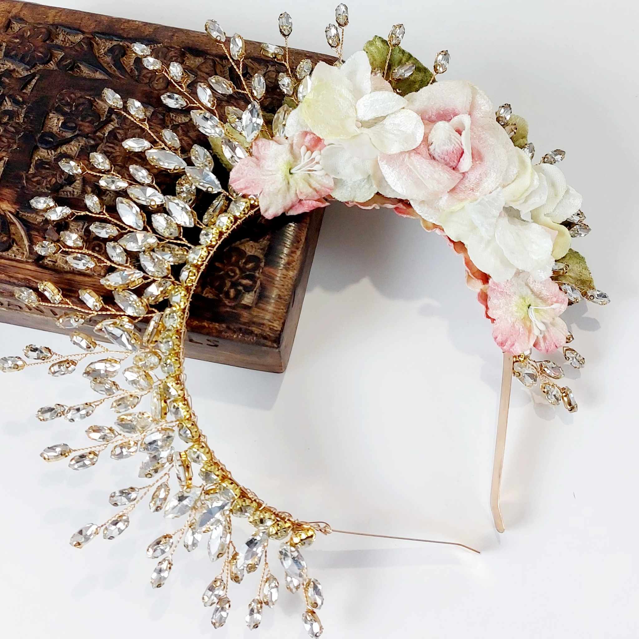 jewelled-headpiece-divalicious-zariahs-eden-ivory-peach-pink-diamante-gold