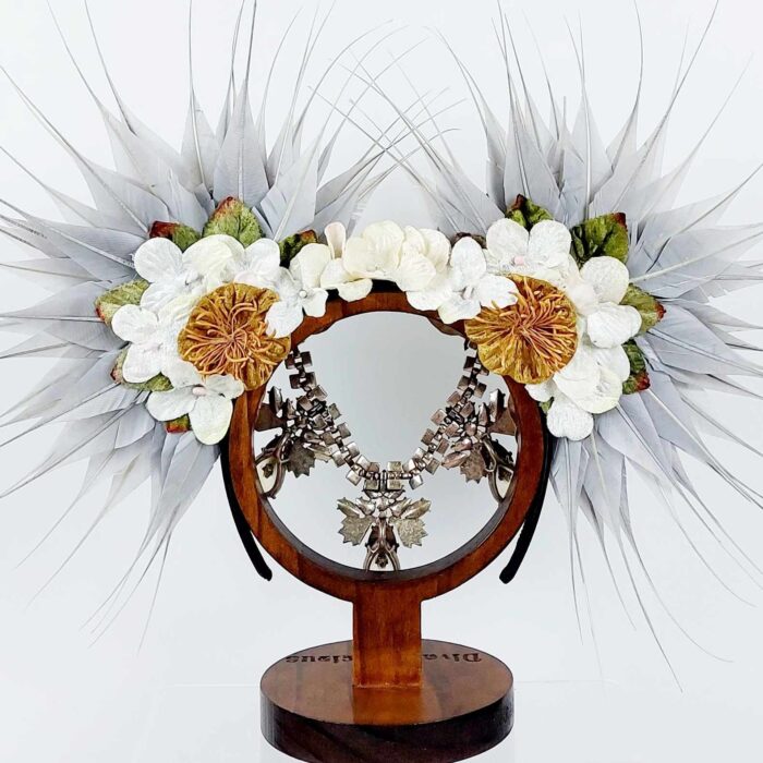 headpiece-divalicious-reine-zaya-cream-grey-gold