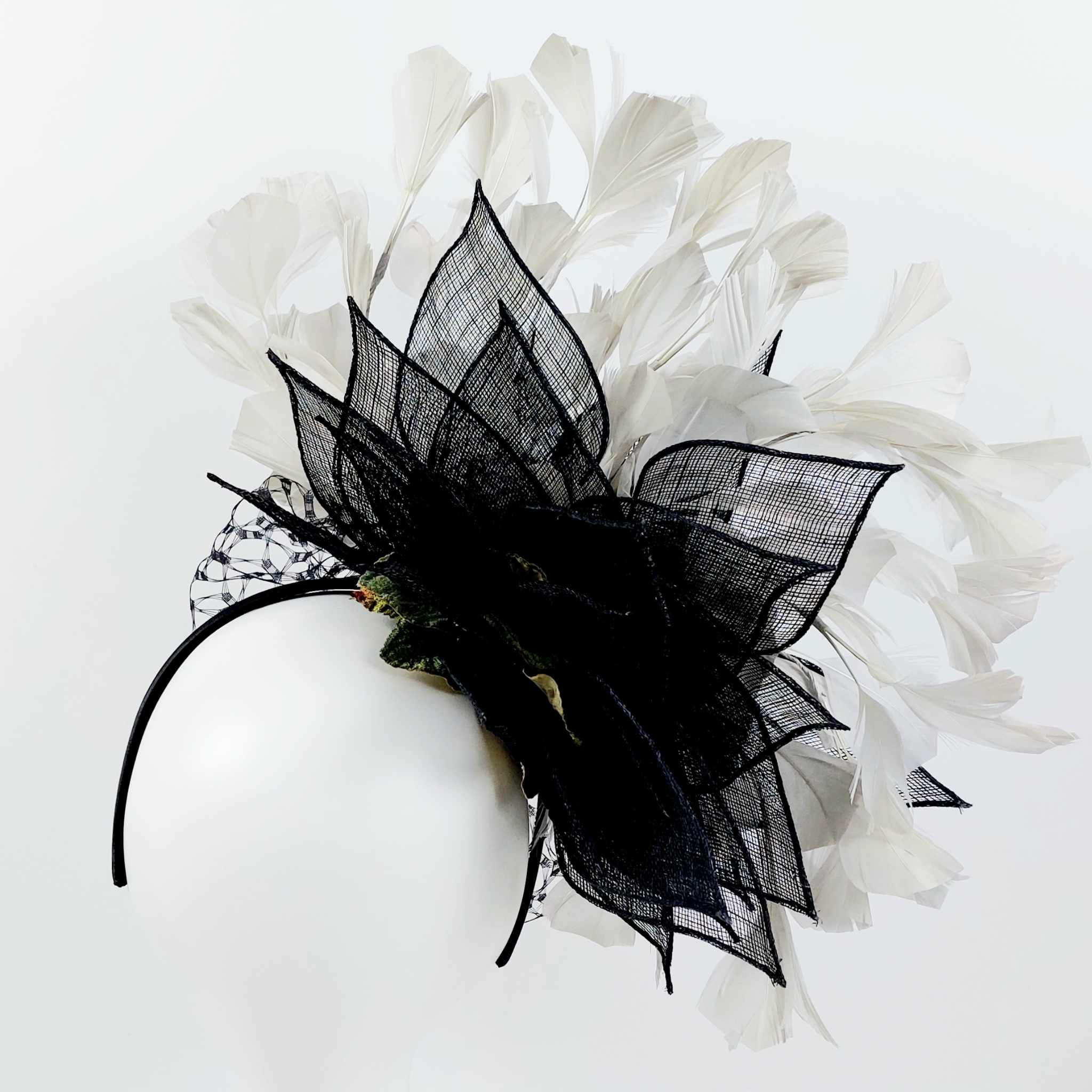 fascinator-divalicious-hope-flutters-grey-black