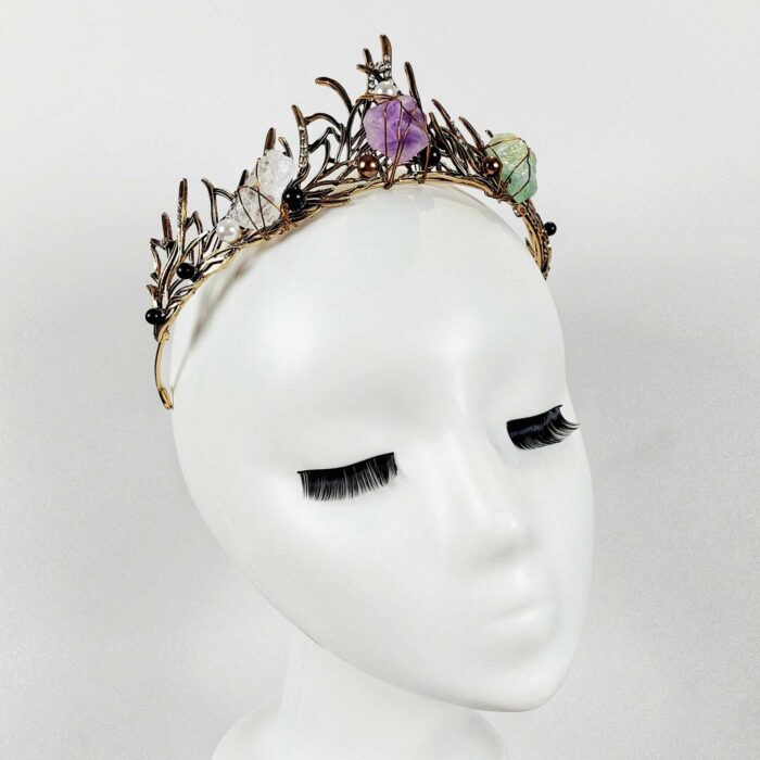 jewelled-crown-divalicious-la-toile-dAurora-amethyst