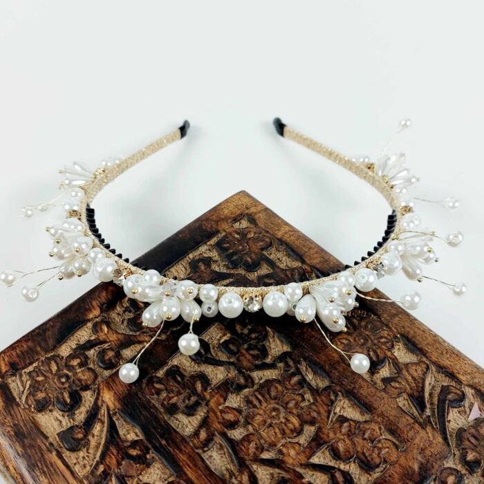 jewelled-headband-divalicious-samara-pearl-diamante