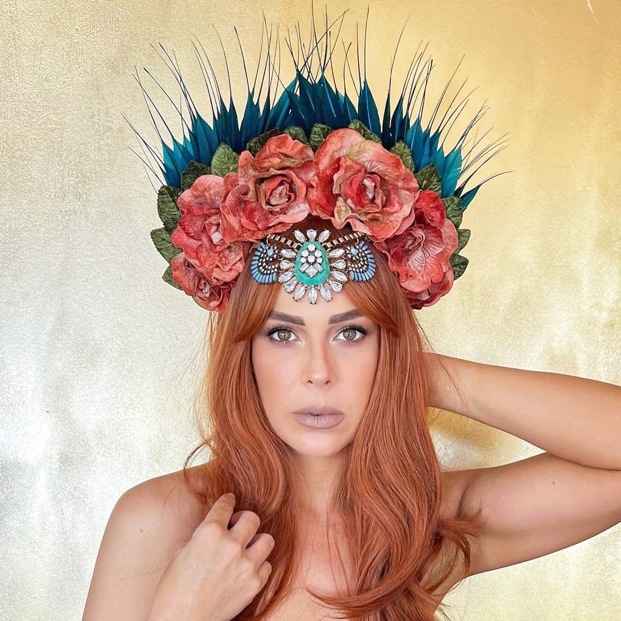 headpiece-divalicious-florence-de-bohême-rust-orange-jade-blue-photo-shoot